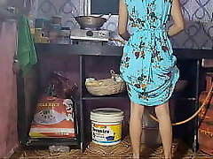 इंडियन लड़की को उसके अंकल ने चोदा