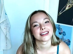 Hot amateur teen in a private showcase masturbating with a dildo