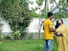 Indian Hot Bhabhi Lovemaking with Unknown Young Boy! Plz Cum Inwards