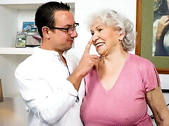 21Sextreme Helping The Grannie Next Door