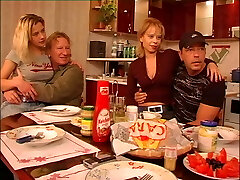 A Model Family! (Utter Movie)