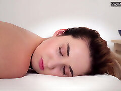 Cherry pussy babe Dora Matrasova has massage orgasms