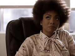 Insatiable Misty Stone spreads gams to be licked by Cali Caliente