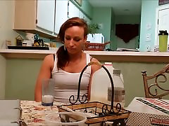 Beth does the milk shrmota finland