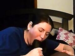 Thick Amazon Gives Wild Blowjob to BBC Boyfriend