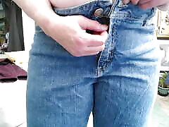 1112 Modeling panties and J.O.I. ing with Liam