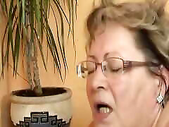 German Granny enjoys hardcore fuck