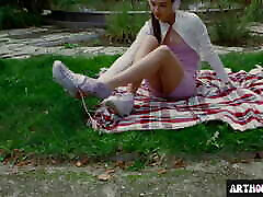 Cute halle voon Matty Mila Perez Gets Picked up in the Park for Sex