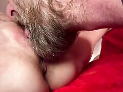 Eating milfs pussy,squirt ending