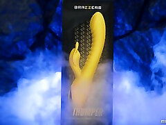 Nympho Begs Her Ex For Sex With Scott Nails, Lily Starfire - Brazzers
