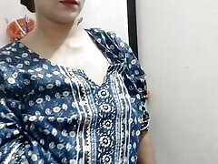 Step sister ko bathroom me pakad ke chod diya