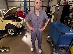 Twink Mechanic Gay Gives Hot Blowjob And Fucks Anal Before His Boss Coming Hd suezarlend fuking 6 Min With Cliff Jensen, Adrian Duval And Gay Porn