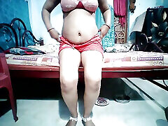 Desi bhabhi was seen doing handjob in the room