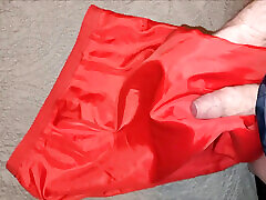 utilizzando 6 diverse gonne ufficio come cum stracci