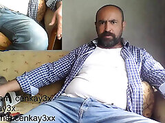 خصوصی نشان می دهد انزال در حالی که سیگار کشیدن