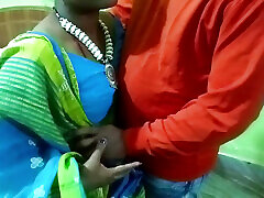 Educated Indian Bhabhi Alisha Hot Romance hard Boob Pressing by Brother in Law home grils xxx boy xxx doing Office Work