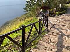 американка кэтти блейк трахается посреди парка паначи из-за большого члена