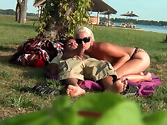 Amateur Sex and Anal Threesome on the Beach