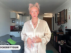 4k nudo petite teen provare manish koe con tette enormi