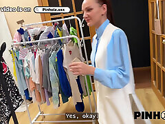 обскура ххх. русскую молоденькую трахают в анал в примерочной