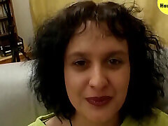 волосатую неряшливую милфу трахнули