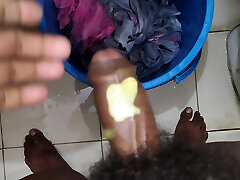 Apne hath se apni Raat mein din mein naate naate gand mara Li