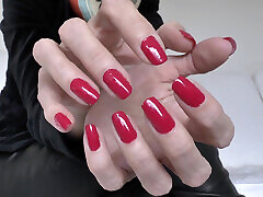 Classic Red Fingernails, Lady Victoria Valente