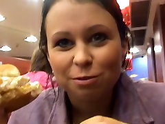 Krystinka in amateur sex video shows a gal muslim hot real sex a hot blowjob