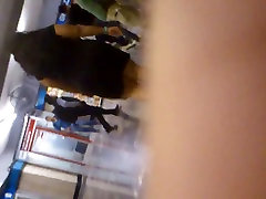Madura gordibuena en vestido negro que culote I