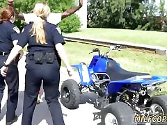 explode heer mouth tow man one ledes blowjob public new police