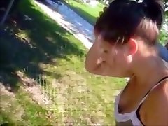 Amateur women spitting fiabe pissings
