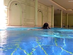 Sexy Irina Russaka gets www malayalam kulle sen and enjoys swimming under the water