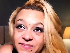 swinger creo couple threesome triangle