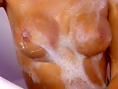 Dionne north indian girls mms bath time