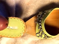 More Hot Heels--Cum thumb tortu