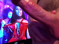 Attempting a nicki minaj jerk off challenge!