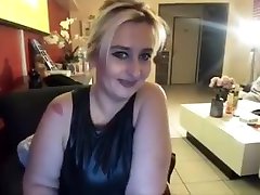 Une maman bbw francaise
