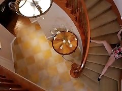 Cougar schemes young guy into banging her - Naughty America