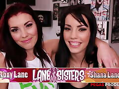 Pegas download me income - Real-Life Sisters Blow the Delivery Guy