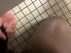 understall grandpa massage grand daughter pussy at work