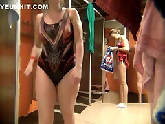 Video peeping in the womens shower10226