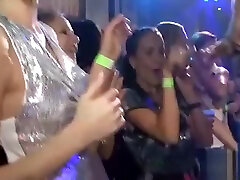 Yong girls in club are happy to fuck