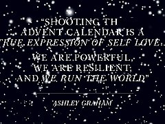 Ashley Gram super slomo Love Advent