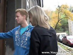 Teen chicks love handsome jocks with sexy muscular bodies