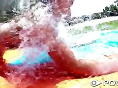 povd slip e scivolo a bordo piscina per il viso