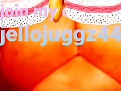 Big ole bootylicious booty twerking jellojuggz44f