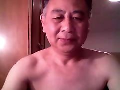 old creamy squirt in her mouth 2