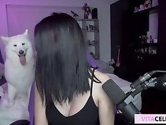 Gamer Girl priynka chopda sex video Goes Wild On A Twitch Stream And Show Her Perfect Ass perty girl For You!