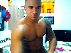 Muscle Latino seachabe kos strap dead - Special