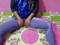 Indian desi fucking lesbian pussy licking squirt compilation with boyfriend – hot and sexy